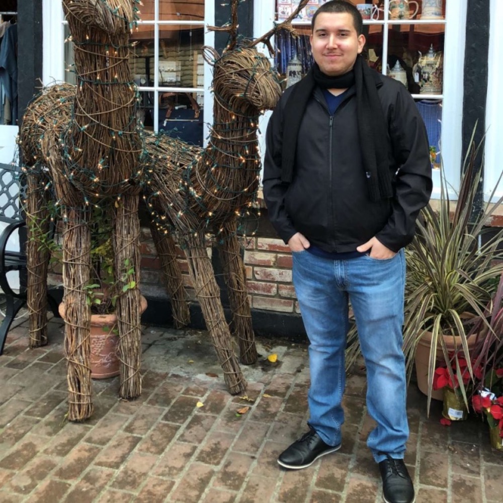 Meet your Posher, Omar